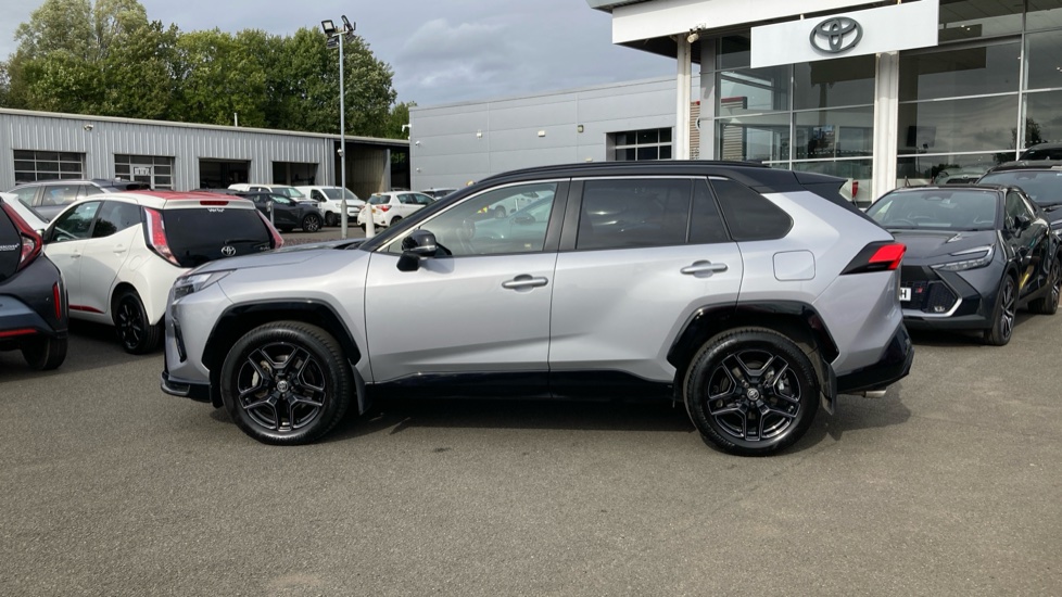 Toyota RAV4 2.5 PHEV GR Sport 5dr CVT Estate - Image 24