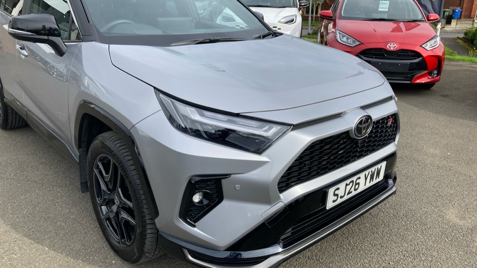 Toyota RAV4 2.5 PHEV GR Sport 5dr CVT Estate - Image 29