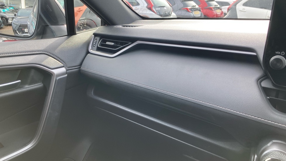 Toyota RAV4 2.5 PHEV GR Sport 5dr CVT Estate - Image 54