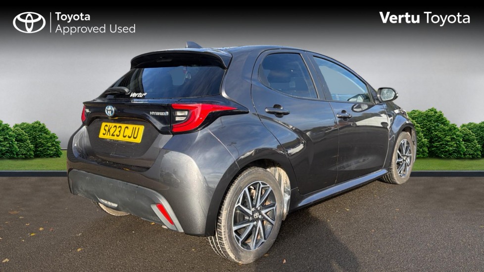 Toyota Yaris 1.5 Hybrid Design 5dr CVT Hybrid Hatchback - Image 2