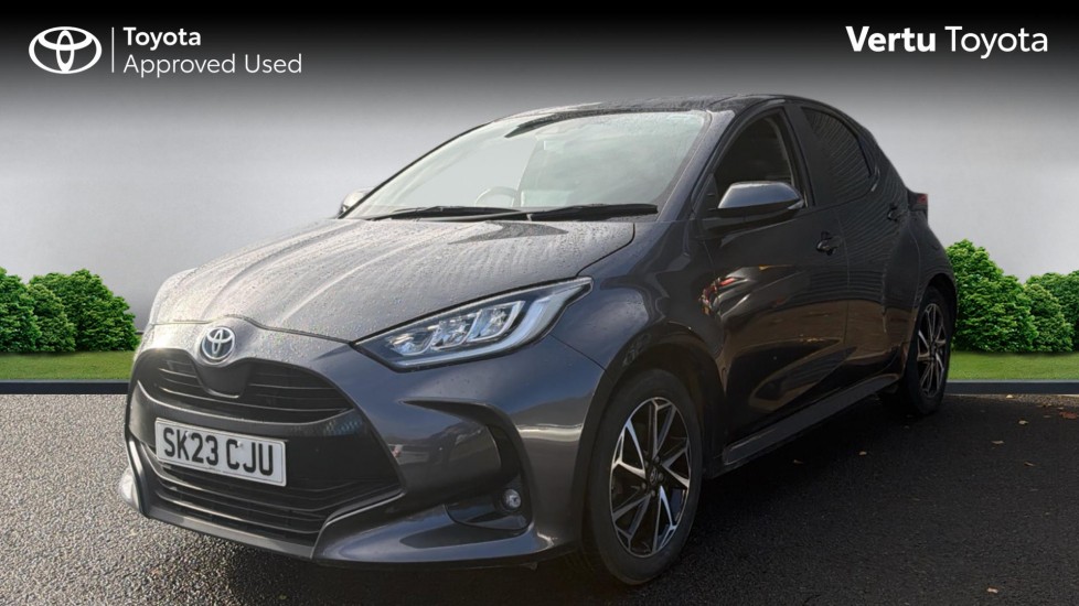 Toyota Yaris 1.5 Hybrid Design 5dr CVT Hybrid Hatchback - Image 3