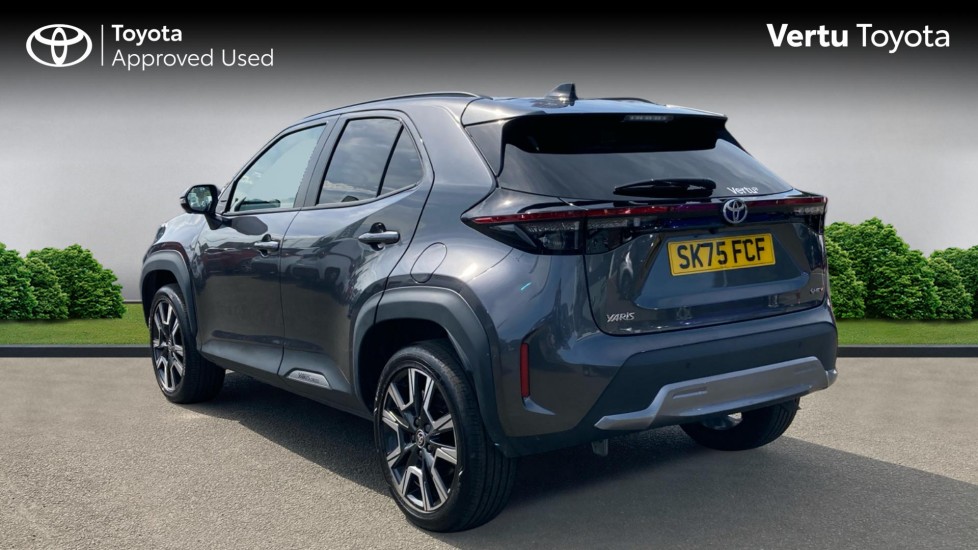Toyota Yaris Cross 1.5 Hybrid 130 Excel 5dr CVT Hybrid Estate - Image 4