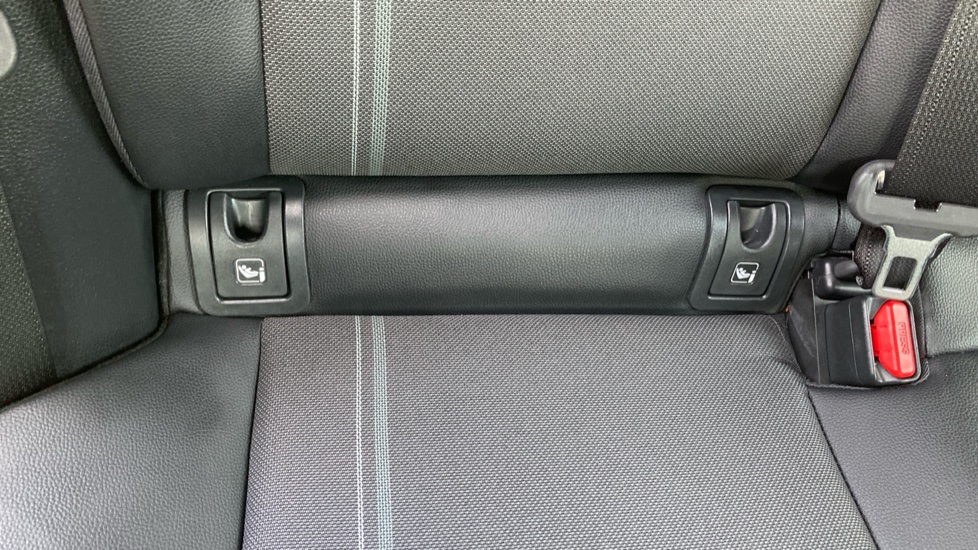 Toyota Yaris Cross 1.5 Hybrid 130 Excel 5dr CVT Hybrid Estate - Image 14