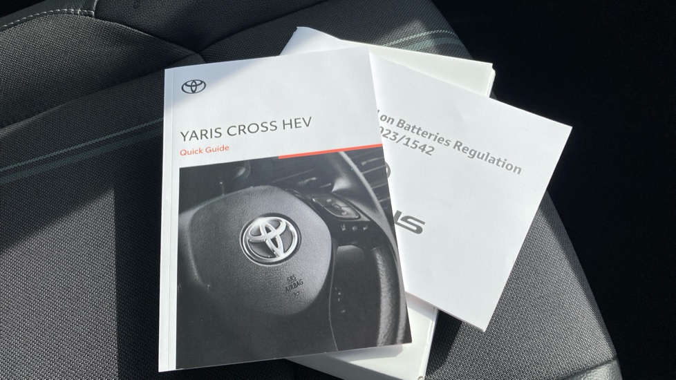 Toyota Yaris Cross 1.5 Hybrid 130 Excel 5dr CVT Hybrid Estate - Image 27