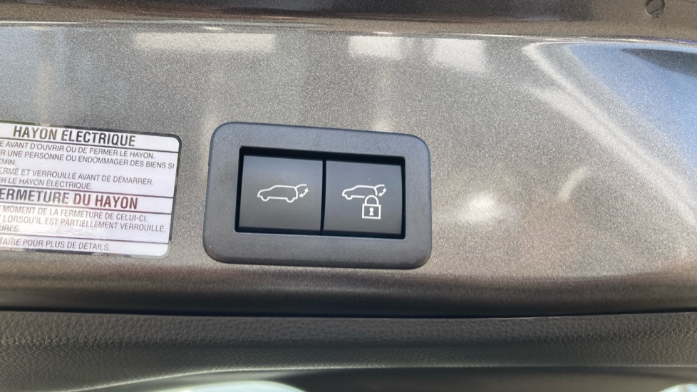 Toyota Yaris Cross 1.5 Hybrid 130 Excel 5dr CVT Hybrid Estate - Image 41