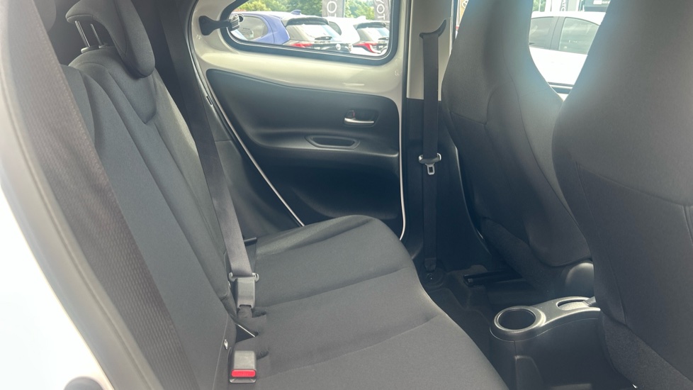 Toyota Aygo X 1.0 VVT-i Pure 5dr Petrol Hatchback - Image 8