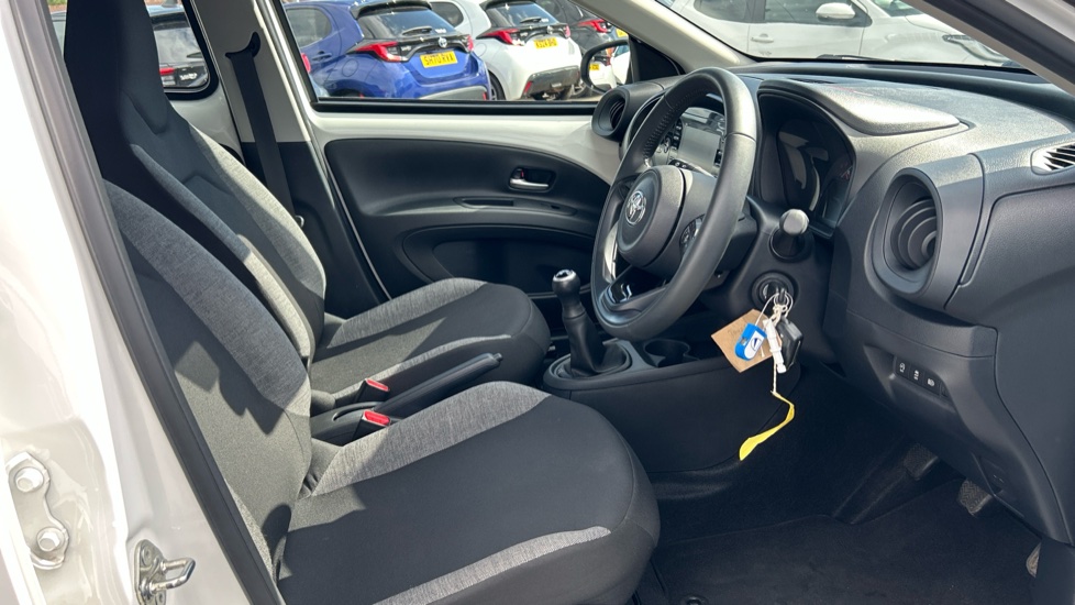 Toyota Aygo X 1.0 VVT-i Pure 5dr Petrol Hatchback - Image 12
