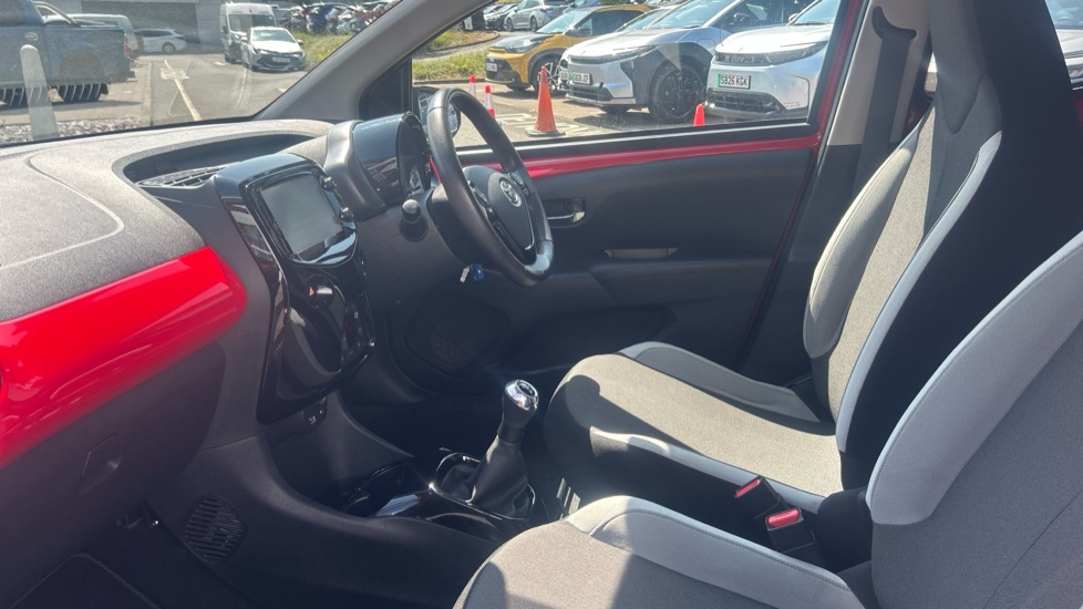 Toyota Aygo 1.0 VVT-i X-Style 5dr Petrol Hatchback - Image 5