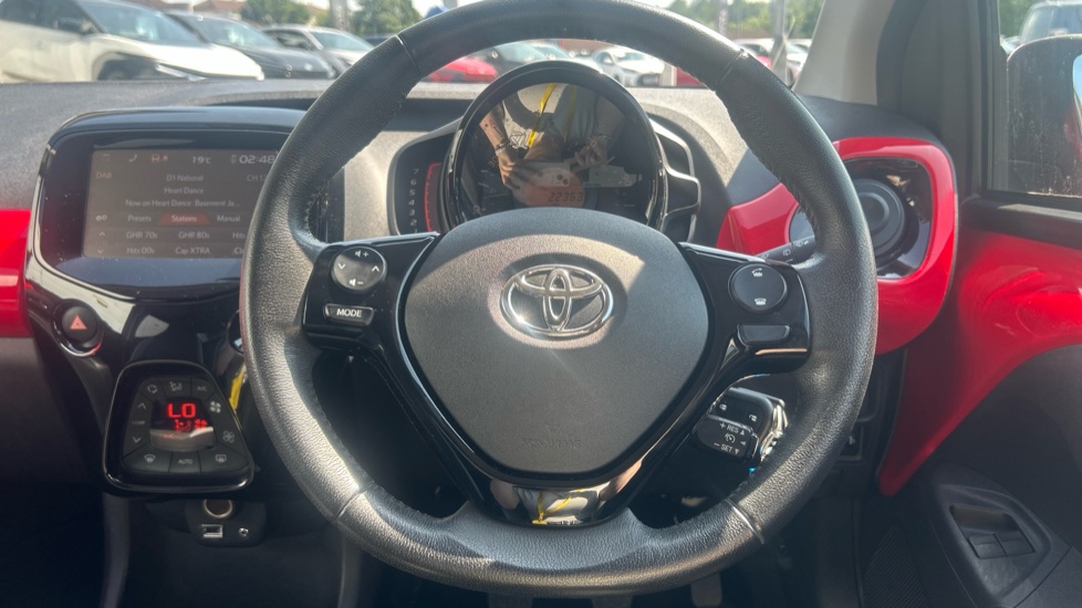 Toyota Aygo 1.0 VVT-i X-Style 5dr Petrol Hatchback - Image 7