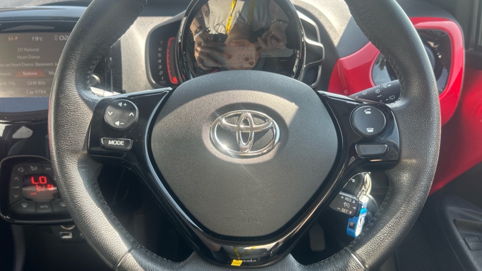 Toyota Aygo 1.0 VVT-i X-Style 5dr Petrol Hatchback - Image 10