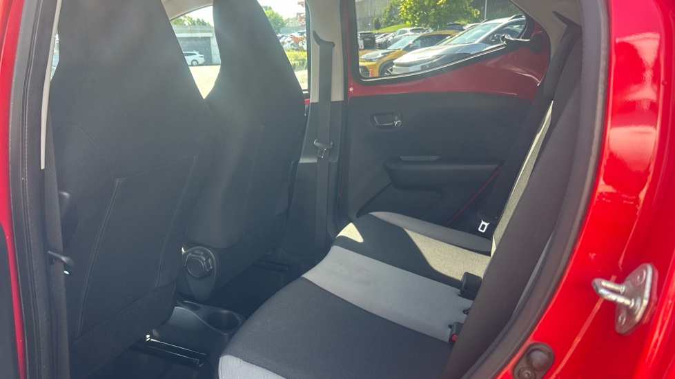 Toyota Aygo 1.0 VVT-i X-Style 5dr Petrol Hatchback - Image 15