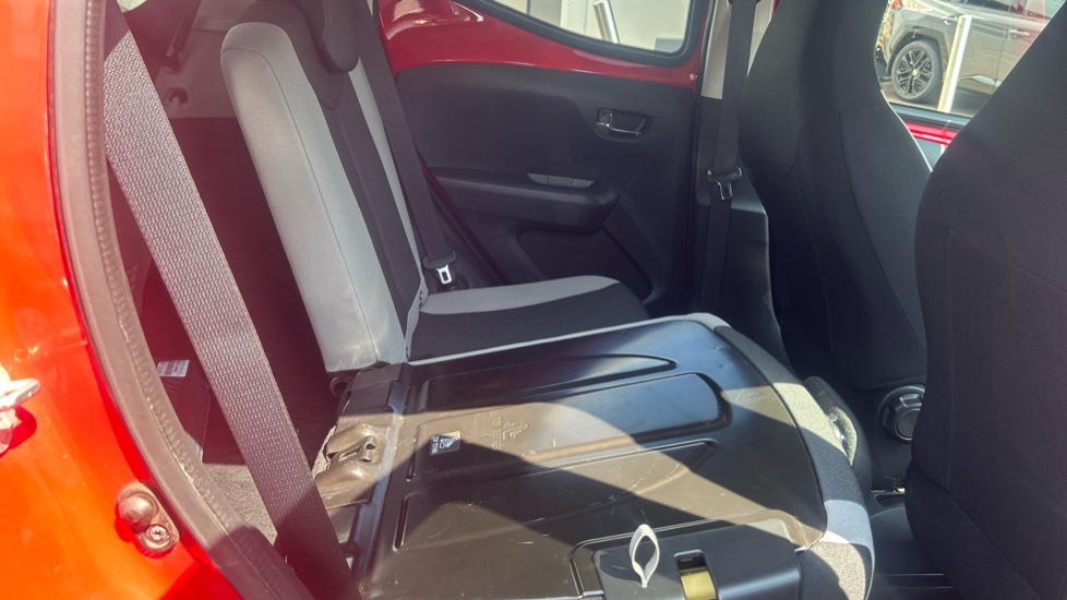 Toyota Aygo 1.0 VVT-i X-Style 5dr Petrol Hatchback - Image 18