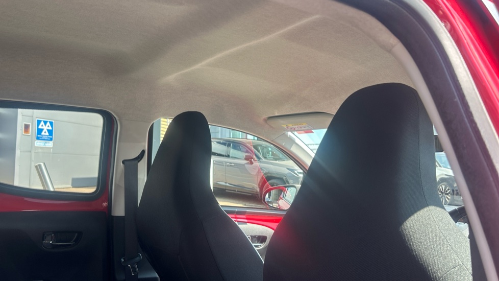 Toyota Aygo 1.0 VVT-i X-Style 5dr Petrol Hatchback - Image 19