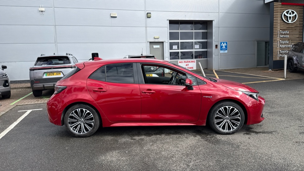 Toyota Corolla 2.0 VVT-i Hybrid Design 5dr CVT Hybrid Hatchback - Image 23