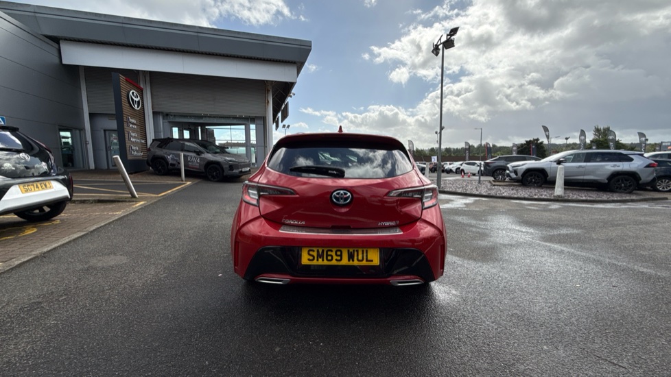 Toyota Corolla 2.0 VVT-i Hybrid Design 5dr CVT Hybrid Hatchback - Image 26