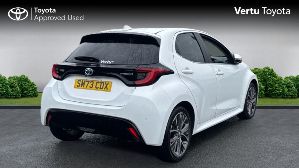 Toyota Yaris 1.5 Hybrid Excel 5dr CVT Hybrid Hatchback - Image 2