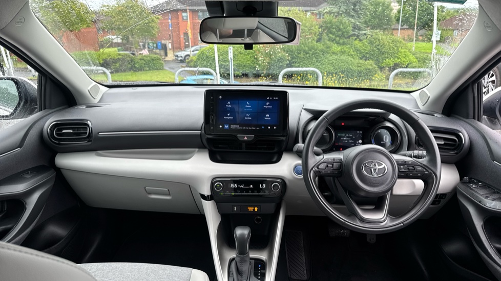 Toyota Yaris 1.5 Hybrid Excel 5dr CVT Hybrid Hatchback - Image 6
