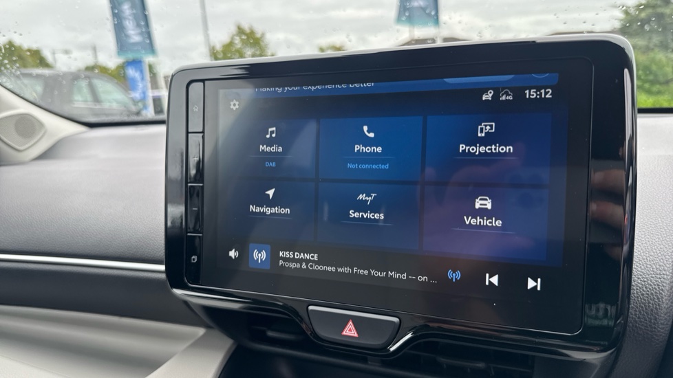 Toyota Yaris 1.5 Hybrid Excel 5dr CVT Hybrid Hatchback - Image 9