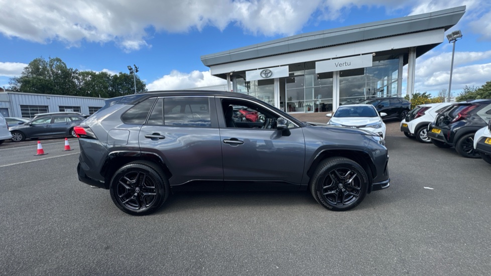 Toyota RAV4 2.5 PHEV GR Sport 5dr CVT Estate - Image 23
