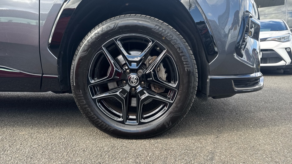 Toyota RAV4 2.5 PHEV GR Sport 5dr CVT Estate - Image 25