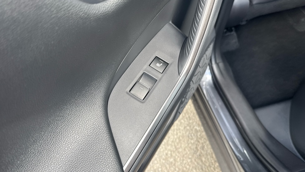 Toyota RAV4 2.5 PHEV GR Sport 5dr CVT Estate - Image 29