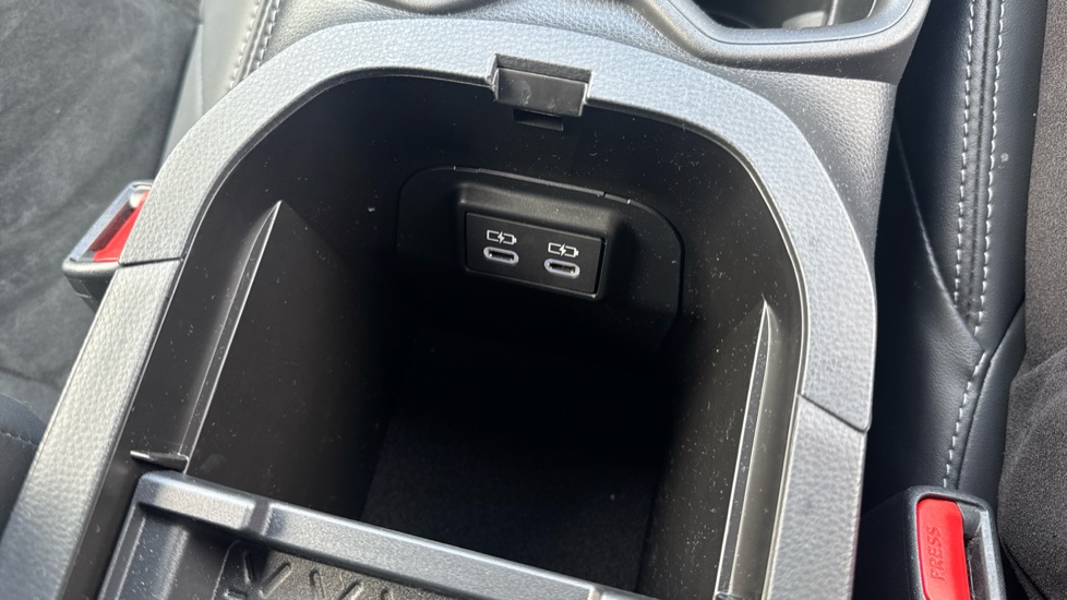 Toyota RAV4 2.5 PHEV GR Sport 5dr CVT Estate - Image 43