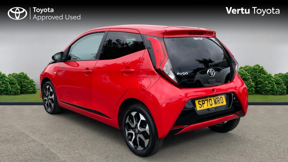Toyota Aygo 1.0 VVT-i X-Trend TSS 5dr Petrol Hatchback - Image 4