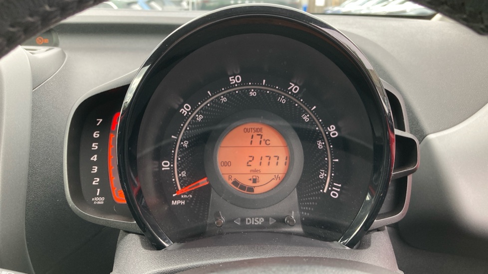 Toyota Aygo 1.0 VVT-i X-Trend TSS 5dr Petrol Hatchback - Image 11