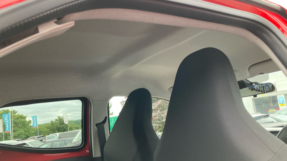 Toyota Aygo 1.0 VVT-i X-Trend TSS 5dr Petrol Hatchback - Image 19