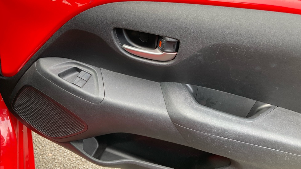Toyota Aygo 1.0 VVT-i X-Trend TSS 5dr Petrol Hatchback - Image 38