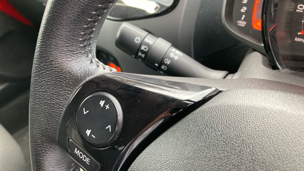 Toyota Aygo 1.0 VVT-i X-Trend TSS 5dr Petrol Hatchback - Image 42