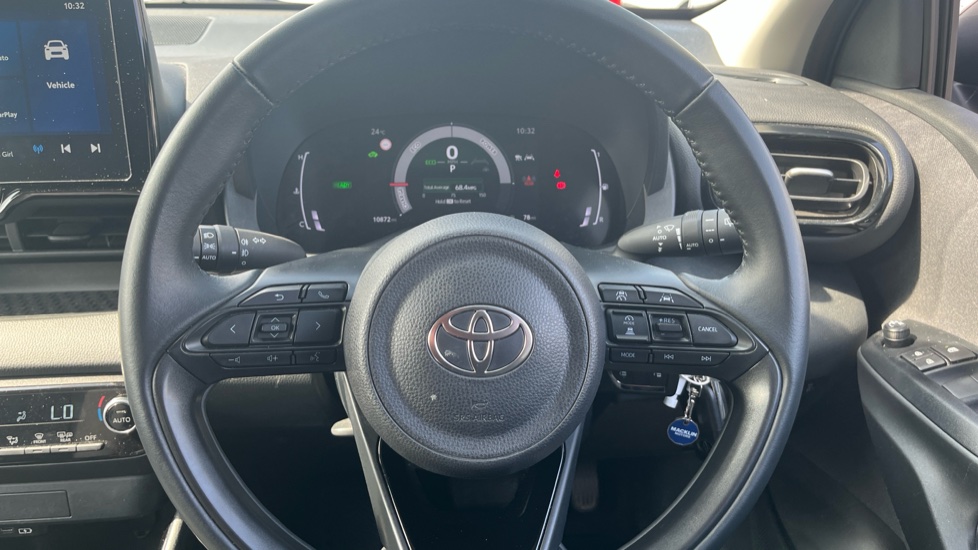 Toyota Yaris 1.5 Hybrid Design 5dr CVT Hybrid Hatchback - Image 10