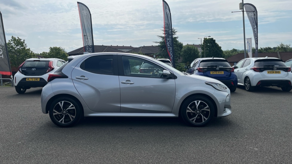 Toyota Yaris 1.5 Hybrid Design 5dr CVT Hybrid Hatchback - Image 23