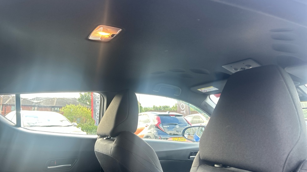 Toyota C-HR 1.8 Hybrid Icon 5dr CVT Hybrid Hatchback - Image 19