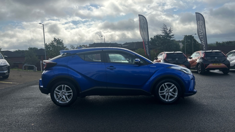 Toyota C-HR 1.8 Hybrid Icon 5dr CVT Hybrid Hatchback - Image 23