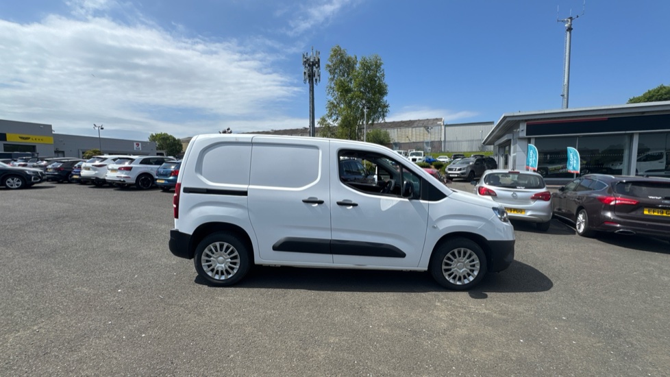 Toyota Proace City L1 Diesel 1.5D 100 Icon Van [6 Speed] - Image 23