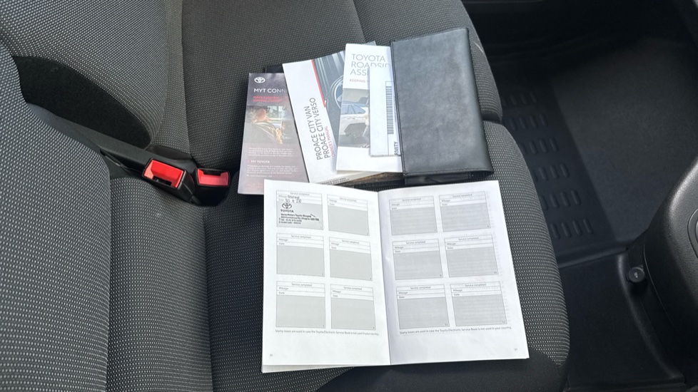 Toyota Proace City L1 Diesel 1.5D 100 Icon Van [6 Speed] - Image 27