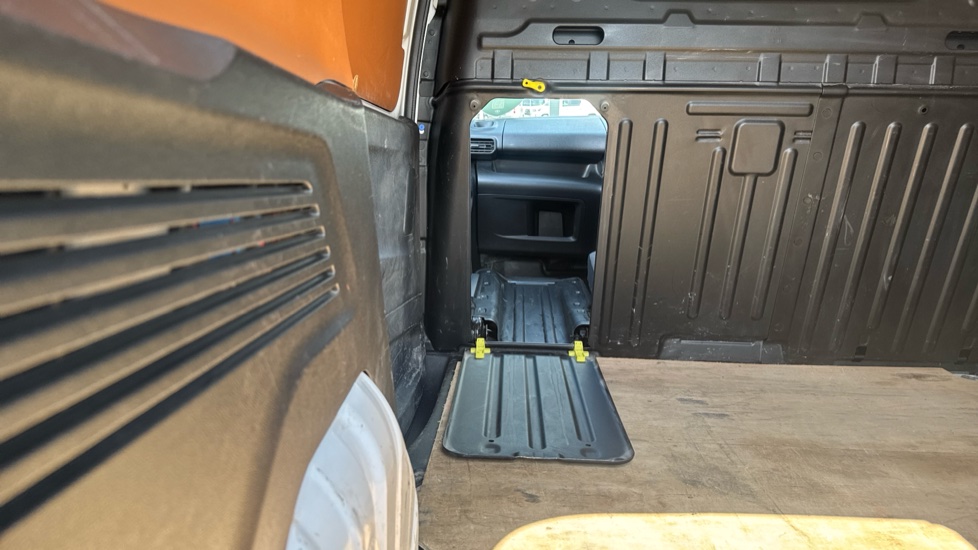 Toyota Proace City L1 Diesel 1.5D 100 Icon Van [6 Speed] - Image 34