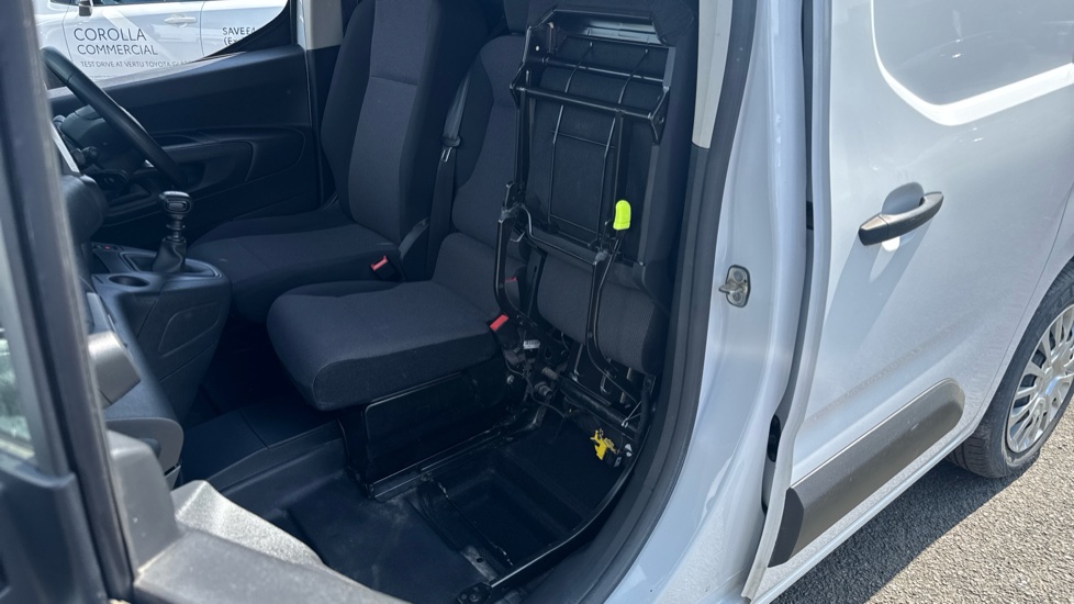 Toyota Proace City L1 Diesel 1.5D 100 Icon Van [6 Speed] - Image 35