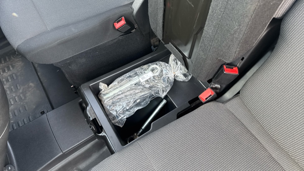 Toyota Proace City L1 Diesel 1.5D 100 Icon Van [6 Speed] - Image 38