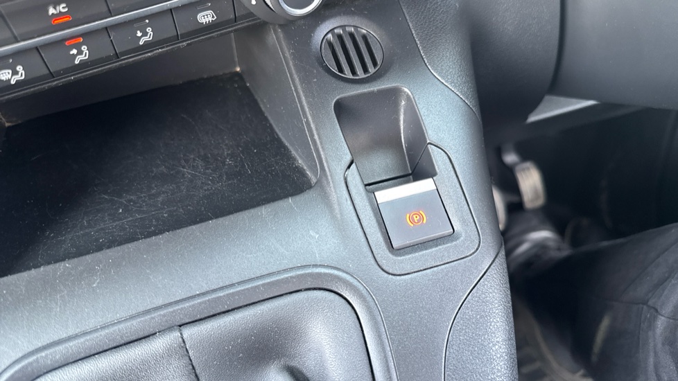 Toyota Proace City L1 Diesel 1.5D 100 Icon Van [6 Speed] - Image 56