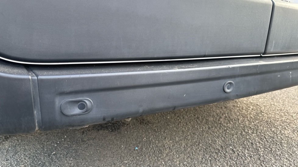 Renault Master Lwb Diesel Fwd LM35 Blue dCi 135 Advance Medium Roof Van - Image 32