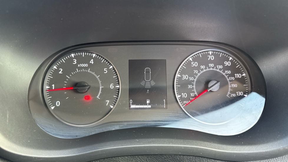 Renault Master Lwb Diesel Fwd LM35 Blue dCi 135 Advance Medium Roof Van - Image 49