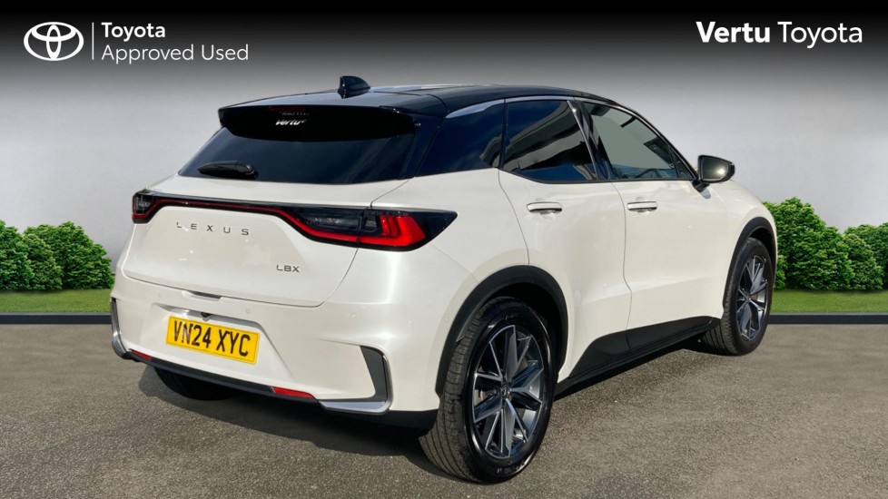 Lexus LBX 1.5 Takumi 5dr E-CVT AWD Hybrid Hatchback - Image 2