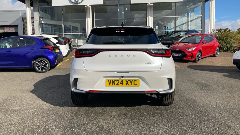 Lexus LBX 1.5 Takumi 5dr E-CVT AWD Hybrid Hatchback - Image 26