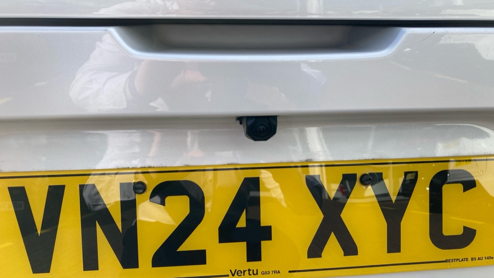 Lexus LBX 1.5 Takumi 5dr E-CVT AWD Hybrid Hatchback - Image 38