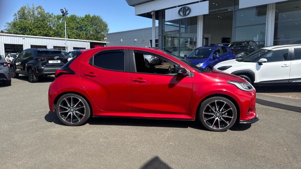 Toyota Yaris 1.5 Hybrid GR Sport 5dr CVT Hybrid Hatchback - Image 23