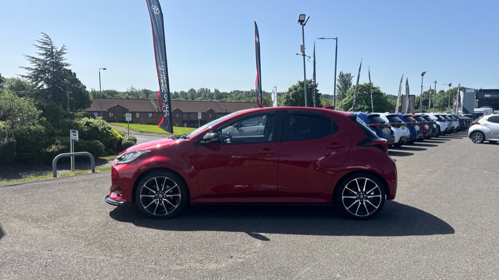 Toyota Yaris 1.5 Hybrid GR Sport 5dr CVT Hybrid Hatchback - Image 24