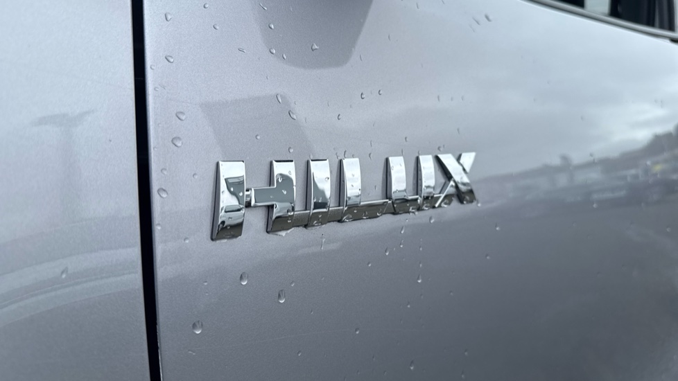 Toyota Hilux Diesel Invincible X D/Cab Pick Up 2.8 D-4D Auto - Image 30