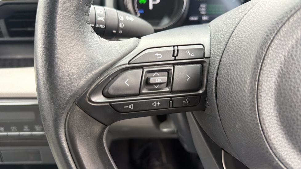 Toyota Yaris 1.5 Hybrid Excel 5dr CVT Hybrid Hatchback - Image 38